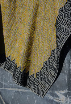 Handwoven contrasted Allover carpet, natural wool, made by Mariantonia Urru, contemporary Sardinian craft